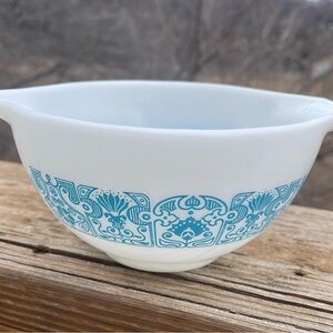 Vintage Pyrex Horizon Blue Cinderella Mixing Bowl 1 1/2 Pint